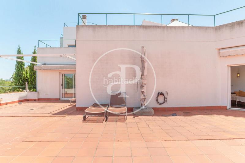 Foto e0e9356c-0447-43c2-acfa-554aa0d13f58. Miete dachwohnung mit heizung parking pool in Torre en Conill-Cumbres de San Antonio Bétera