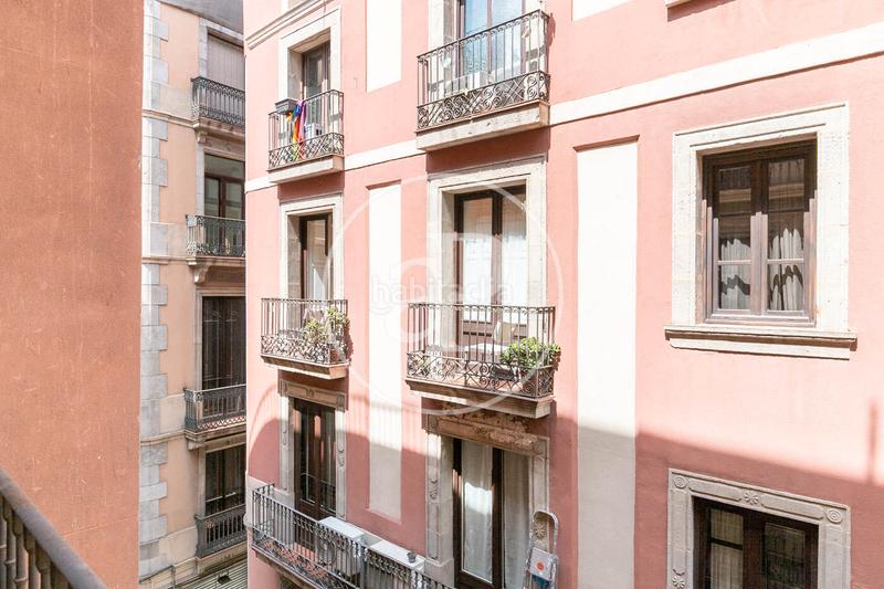 Foto 4e587c96-f555-4653-b26a-58b377a6cb40. Flat with heating in Gòtic Barcelona