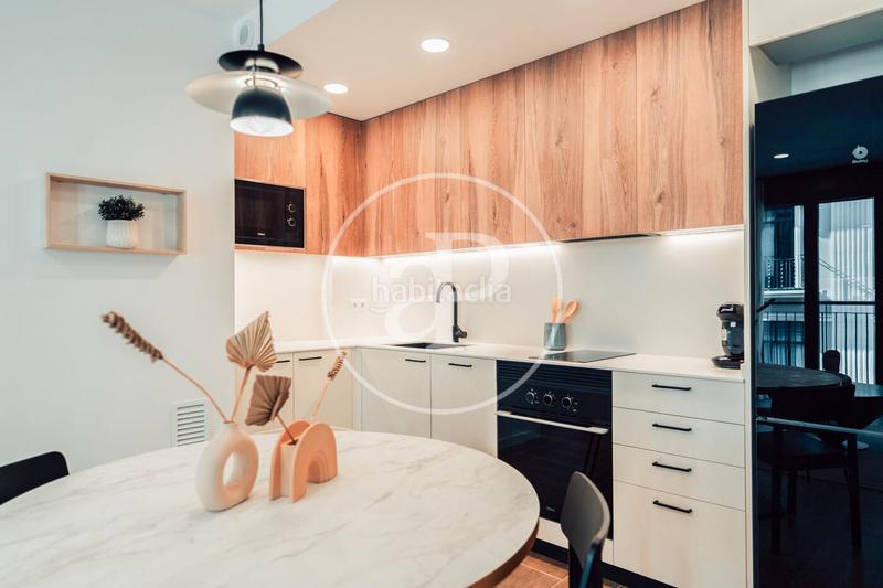 Foto 217834ea-4e58-4861-afa7-8114bdc2a8c8. Location appartement avec chauffage dans Raval Barcelona