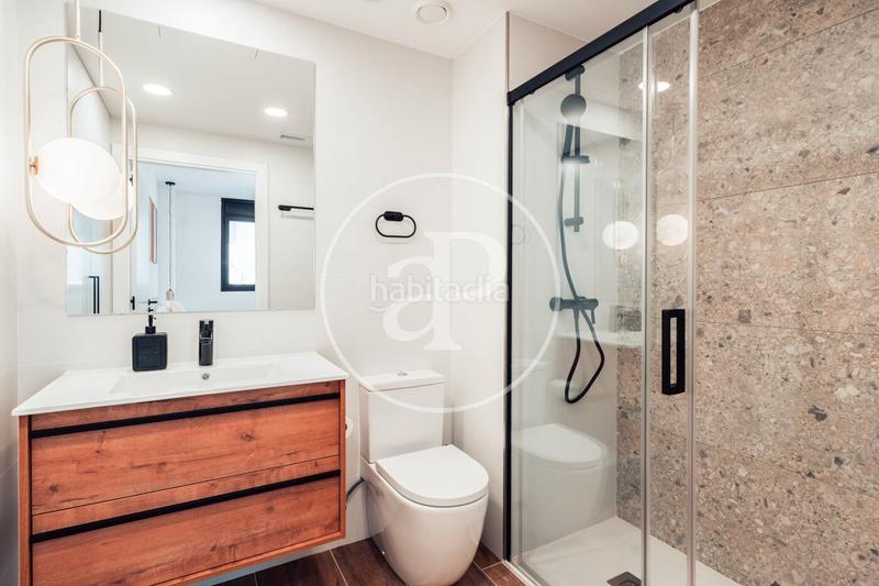 Foto fc0e15f3-50b0-4164-a0d7-f5ae55b25d7a. Location appartement avec chauffage dans Raval Barcelona