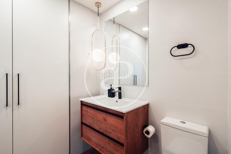 Foto 3d324660-a4cd-4c04-b79c-57ff593ab065. Miete etagenwohnung mit heizung in Raval Barcelona