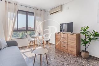 Lloguer Pis  Plaça de fra lluís colomer. Piso en alquiler en algirós