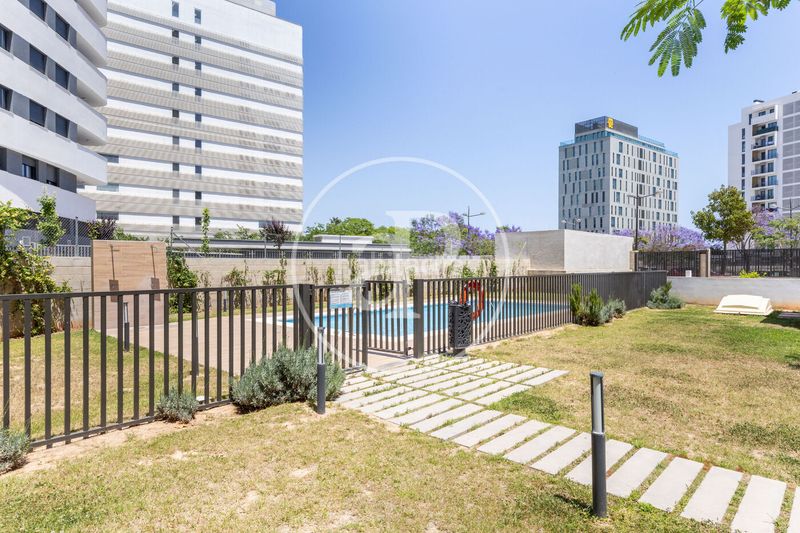 Foto dc50a06d-a027-4ac1-82ba-c24d0eb50f30. Àtic amb calefacció aparcament piscina a La Punta Valencia