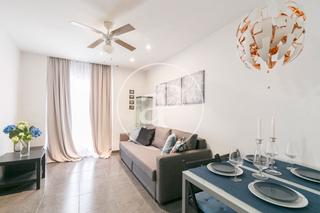 Miete Etagenwohnung  Carrer dels tallers. Piso en alquiler cerca de plaza universidad