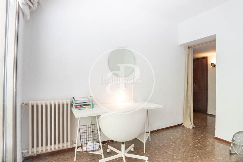 Foto 98cb679d-eeab-46ca-8c23-e1484aff42f8. Piso  en venta en calle numancia en Barri de les Corts Barcelona