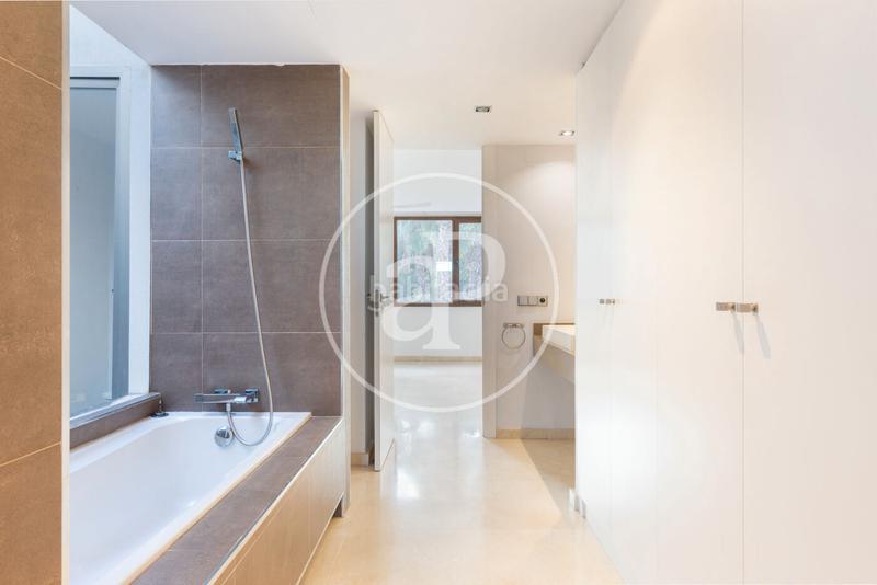 Foto 1213fba3-565d-412f-b652-49f0866d130e. Haus mit heizung parking pool in Godella