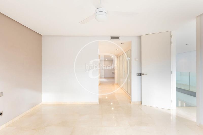 Foto 6d71f309-8485-413d-92d1-19076ca77a6a. Haus mit heizung parking pool in Godella