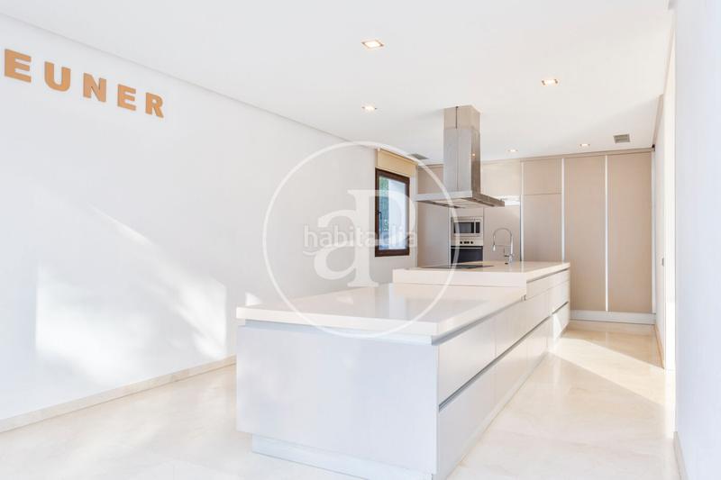 Foto 936a83f2-3422-4cf5-a510-5bbc140f9b40. Haus mit heizung parking pool in Godella