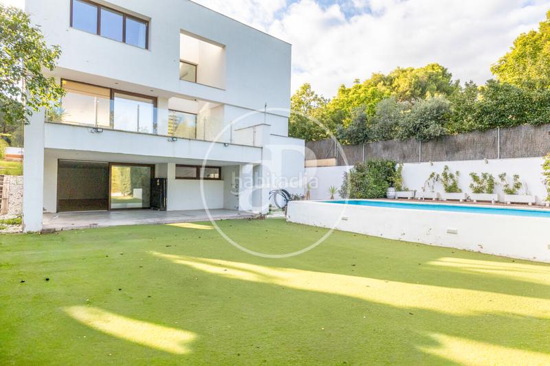 Foto 9b7d2580-4a9b-4faa-b2b7-f3d4b84e47bf. Haus mit heizung parking pool in Godella