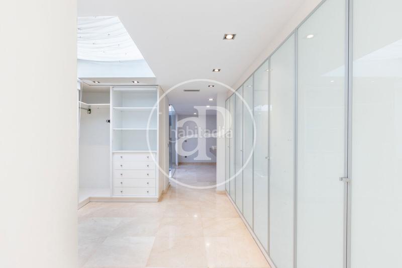 Foto bfef49f2-840e-44bc-a785-202a18ddff3d. Haus mit heizung parking pool in Godella