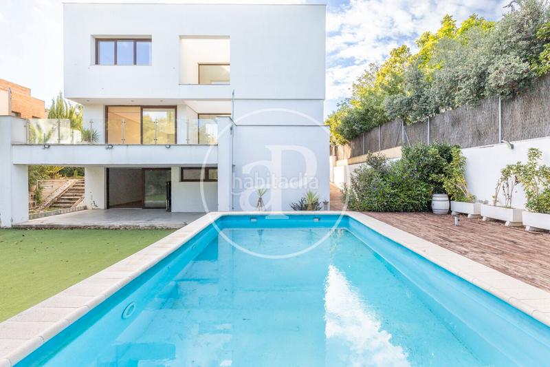 Foto de3181f0-7c3f-4fbf-bd06-681aaad0874c. Haus mit heizung parking pool in Godella