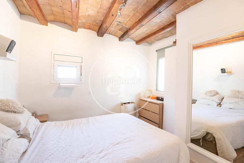 Foto 0e4bcfa9-c6f5-4bf3-a1d2-f098bb97da20. Ático  en venta junto al mercado de sant antoni en Barcelona