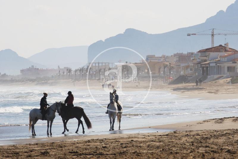 Foto acec5c30-1251-47ce-b916-3c8567997cc4. Flat with heating parking pool in Oliva playa Oliva