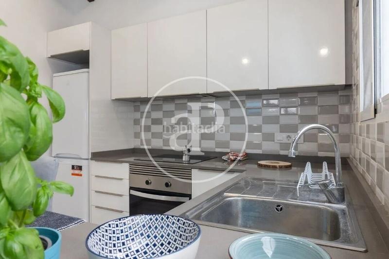 Foto 50f05240-6bd2-47ae-83d3-321e8e36441e. Rent penthouse with heating in Gran Via Valencia