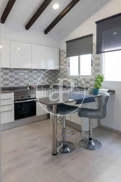 Foto 8f5f7509-6ede-439b-8e24-2b4180709d62. Rent penthouse with heating in Gran Via Valencia