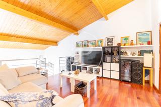 Maison jumelée  Carrer de salvany. Casa en venta en sabadell