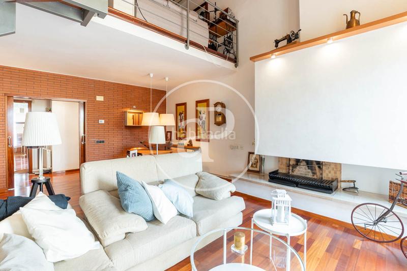 Foto edaadfa2-26d2-445f-8ddc-7d423b912834. Maison jumelée avec chauffage parking dans Eixample Sabadell