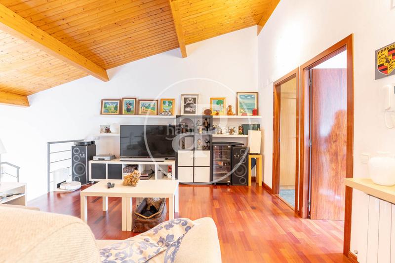 Foto f59dcec1-afd1-460a-9e22-3e57837c3743. Maison jumelée avec chauffage parking dans Eixample Sabadell