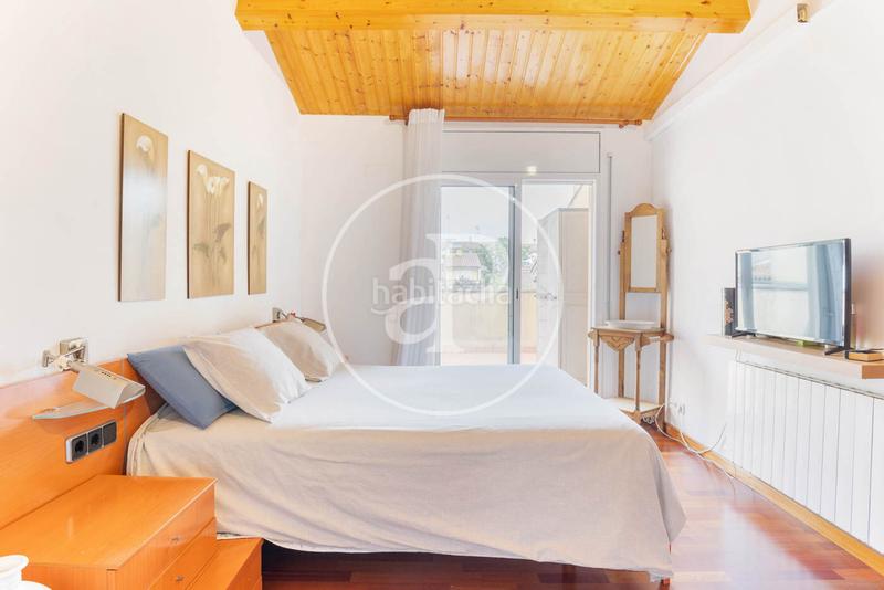 Foto fa728f2b-d688-4b67-9d0a-c58463d87c65. Maison jumelée avec chauffage parking dans Eixample Sabadell