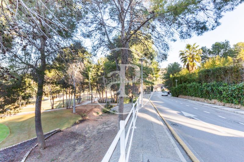 Foto e9db38bf-224d-4413-a70f-ff83bbc1680a. Terreny residencial a El Bosque Chiva