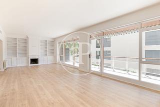 Piso  Pg. de la bonanova. Piso en venta en les tres torres