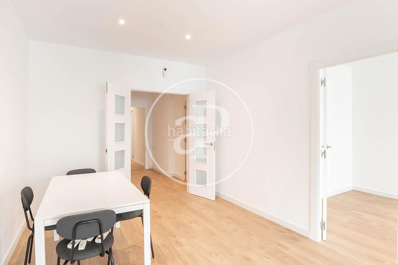 Foto 05761846-9afb-4e4a-a257-64b6be0bf947. Piso  en venta en la calle lluis sagnier en Guinardó Barcelona