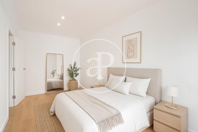 Foto 4c06a591-f57e-461c-98b7-1806b00111ff. Piso  en venta en la calle lluis sagnier en Guinardó Barcelona