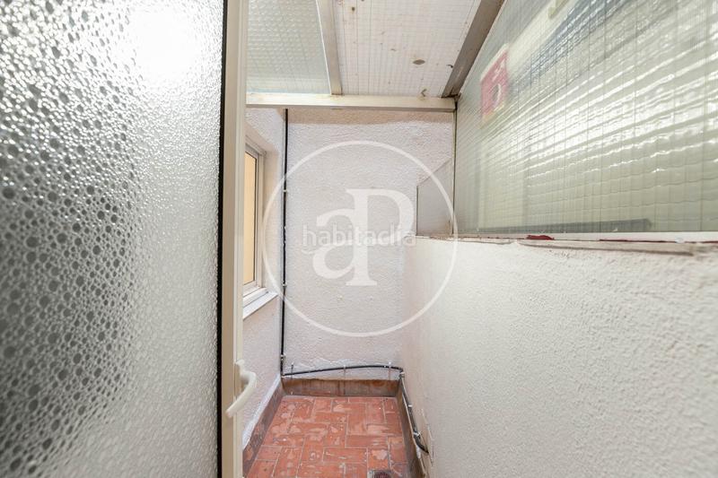 Foto a4a86d4f-e0b1-400f-a61b-0772385c471a. Piso  en venta en la calle lluis sagnier en Guinardó Barcelona