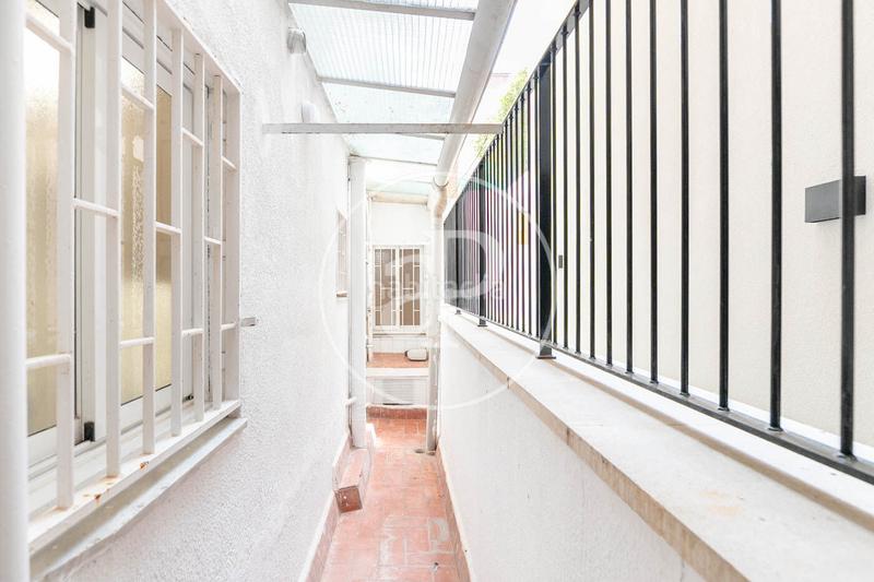 Foto ca07d1a5-417a-40a7-b5c7-f7f3bdddbe84. Piso  en venta en la calle lluis sagnier en Guinardó Barcelona