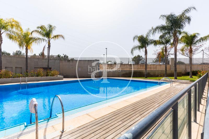 Foto 000ef0fd-9a46-451b-872e-a0a21381079e. Lloguer àtic amb calefacció aparcament piscina a Valencia