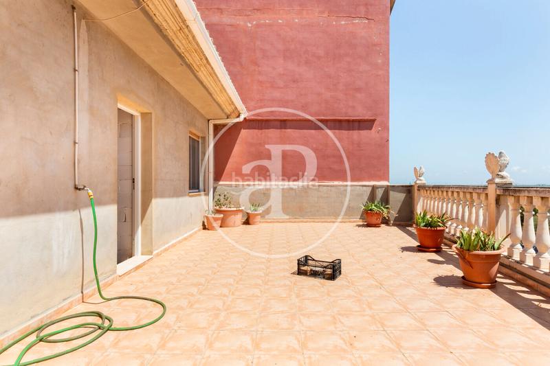 Foto 02138a55-5b3d-4b25-9494-8c2ec7d743b3. Casa amb calefacció aparcament a Silla