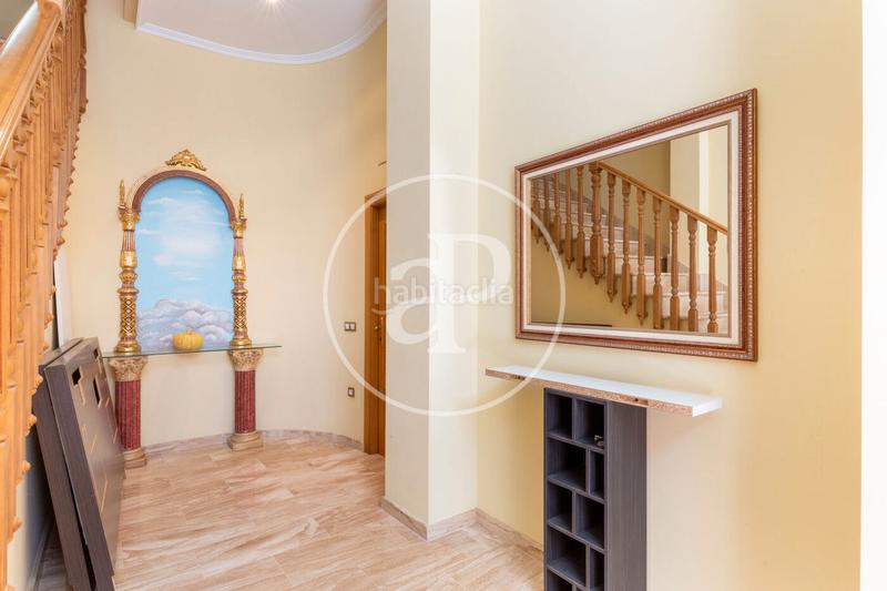 Foto 48e05127-ec82-4f11-8916-51ada6b2bf01. Casa amb calefacció aparcament a Silla