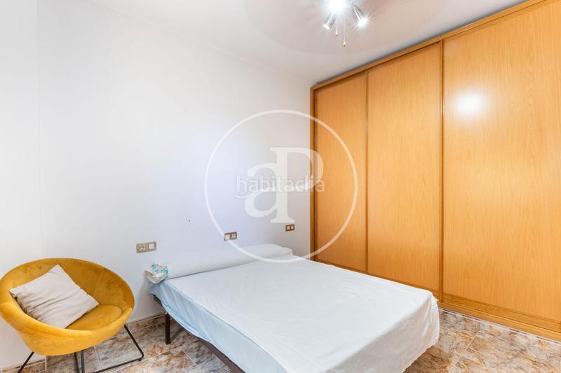 Foto 808889d6-d909-4731-b0de-015d45867613. Casa amb calefacció aparcament a Silla