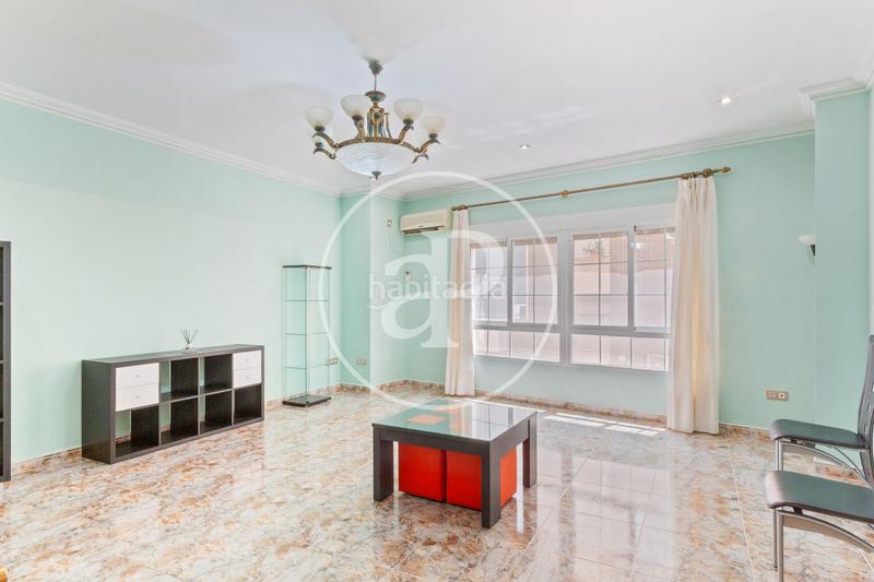 Foto 9caa806e-ab3b-4ece-94a6-59702b63be30. Casa amb calefacció aparcament a Silla