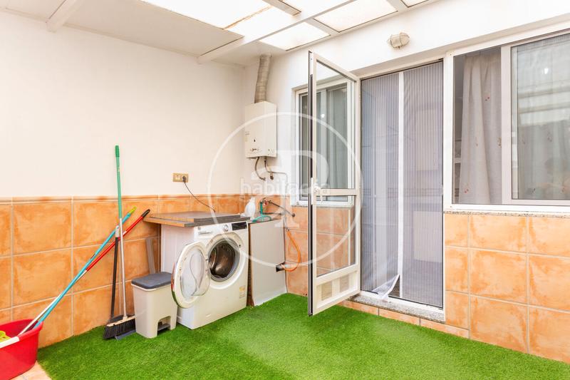 Foto fb57a34e-36dd-4441-a282-ed42f26f40ba. Casa amb calefacció aparcament a Silla