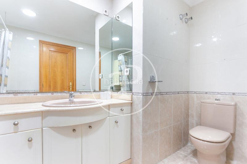 Foto 17bc50b9-b783-4801-956e-d902c5cecf05. Piso  en venta en algirós en Ciutat Jardí Valencia