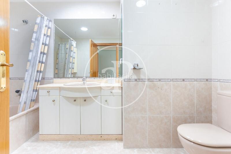 Foto 51c83a5b-aa09-4b4a-8427-e2640c43b90d. Piso  en venta en algirós en Ciutat Jardí Valencia