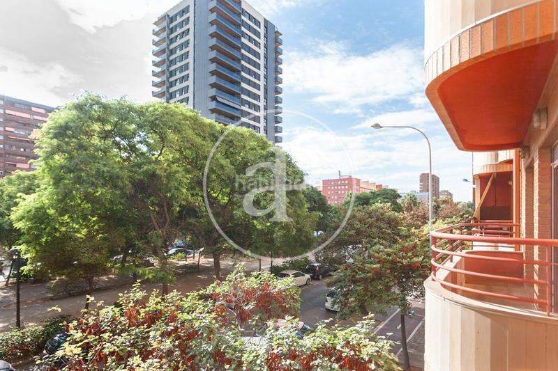 Foto ac425493-69ae-4a32-85c5-c53515801f12. Piso  en venta en algirós en Ciutat Jardí Valencia