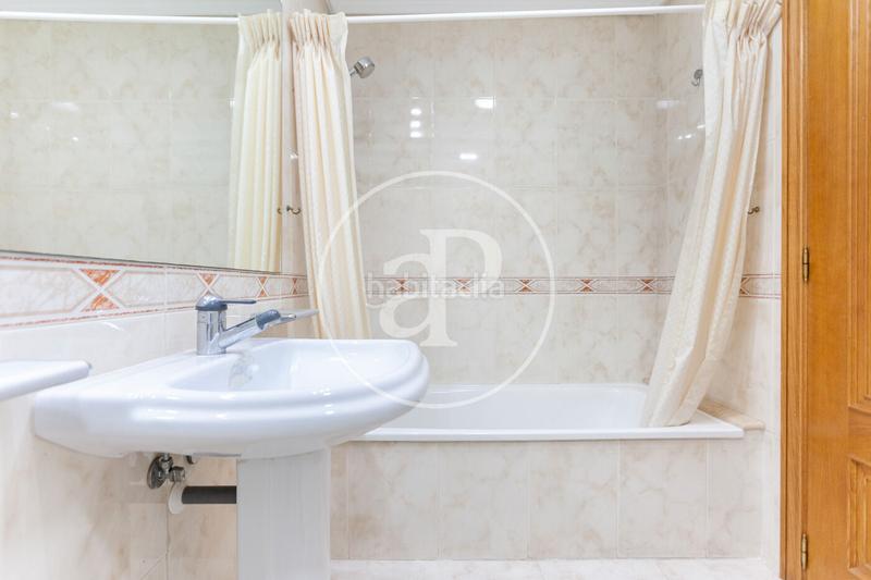 Foto ee3feb1b-21a1-42ea-9290-4e37955494e9. Piso  en venta en algirós en Ciutat Jardí Valencia