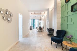 Pis  C. dr. sanchís bergón. Bajo en venta de 3 habitaciones en el botànic