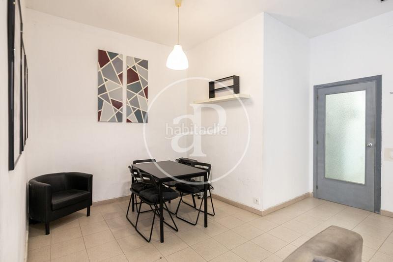 Foto 08a66e9b-ac06-459c-801c-f13513e7f9a4. Piso  en venta en calle escudellers en Gòtic Barcelona