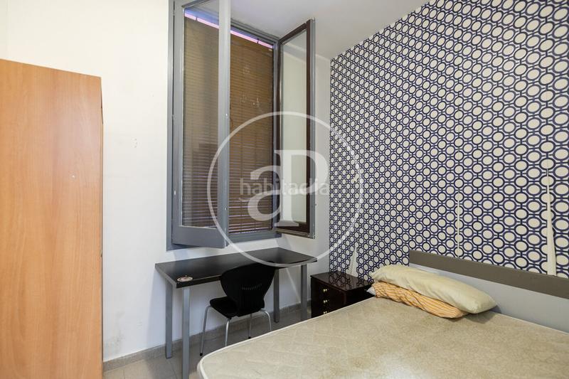 Foto 1c925da9-abb3-45e7-ac97-9889f17c2241. Piso  en venta en calle escudellers en Gòtic Barcelona