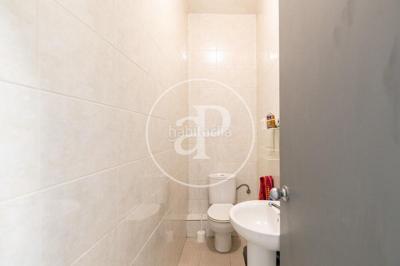 Foto 899d2459-f555-46db-b9e7-94092ecd7fcb. Piso  en venta en calle escudellers en Gòtic Barcelona