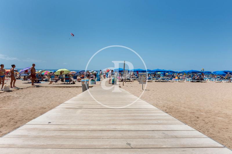 Foto d9c81548-c967-428c-a20c-342ed95e983c. Pis amb calefacció aparcament piscina a Playa Levante Benidorm