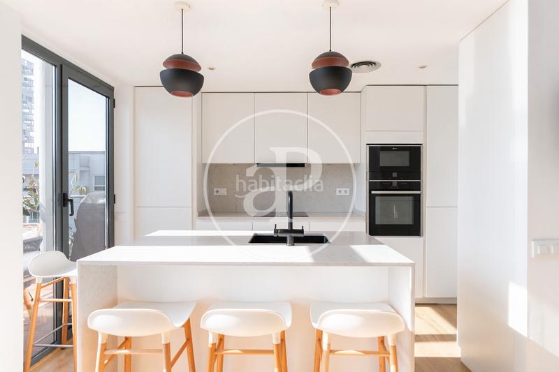 Foto 4474e0b8-f39a-4973-8f13-365cf77b0891. Piso ático en venta en selva de mar, diagonal mar en Barcelona