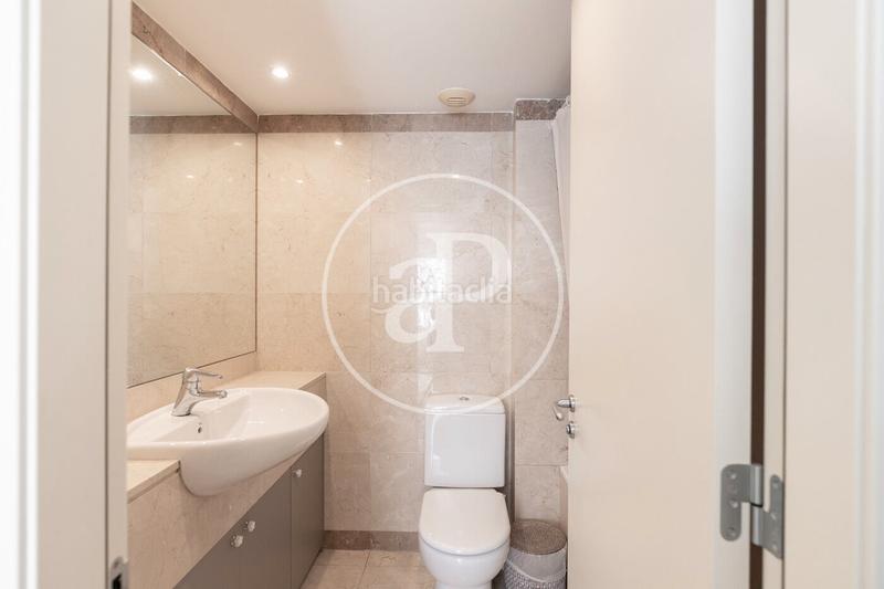 Foto a246a8d4-1e60-4b0d-a032-f700460a8119. Piso ático en venta en selva de mar, diagonal mar en Barcelona