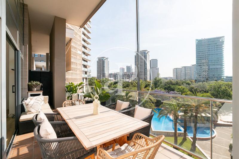 Foto e68fd468-37af-48fb-8c7f-67b147ad97b3. Piso ático en venta en selva de mar, diagonal mar en Barcelona