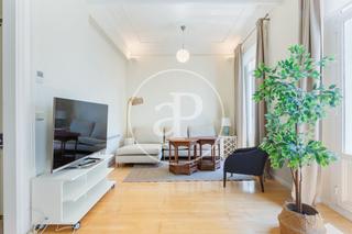 Lloguer Pis  C/ de ciril amorós. Piso en alquiler en eixample