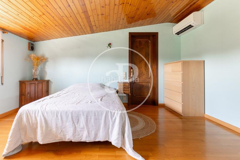 Foto b1126d70-1a8e-4425-8e8a-698f10c2578c. Lloguer casa amb calefacció aparcament piscina a Bellaterra