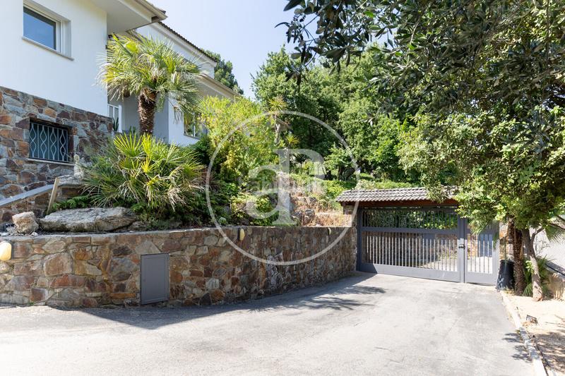 Foto efe9e5b3-3371-41ff-953e-78d9557c7c33. Miete haus mit heizung parking pool in Bellaterra